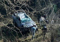 Bartın'da siste yoldan çıkan araç takla attı