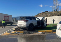 Alanya’da SUV araç ile otomobil çarpıştı: 3 yaralı