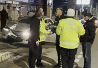 Alkollü sürücü önündeki araca çarptı: 6 yaralı