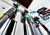 Benzine bayram öncesi zam geliyor