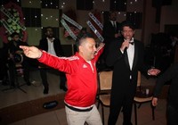Orkestraya kızan Hakan Taşıyan sahneyi terk etti
