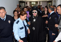 Bülent Ersoy 'uçak kemeri' davasında ifade verdi