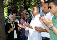 Kemal Sunal mezarı başında anıldı