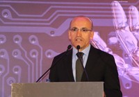Yabancı yatırımcıların sorularını cevapladı