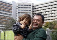 Oğlu için önce 20 kilo sonra karaciğerini verdi