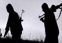 PKK’lı teröristler vatandaşların telefonlarına el koyuyor