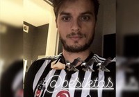 Beşiktaş formasını giydi