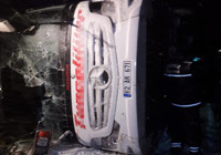 Yolcu otobüsleri devrildi: 3 ölü, 72 yaralı