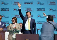 Zeybekci’den çarpıcı mesajlar