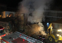 Ahşap ev yaşlı çifte mezar oldu