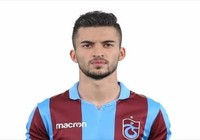 Trabzonsporlu oyuncu Hüseyin Türkmen kaza yaptı 