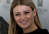 Gizem Karaca'nın evinde esrar öğütme makinesi ele geçirildi