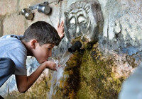 Bu çeşmenin hikayesi de suyu da çok güzel