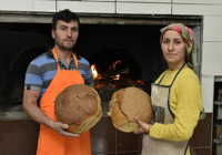 Bu mahalle buram buram ekmek kokuyor