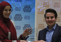 Gamze Özçelik tesettüre girdi