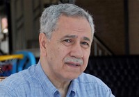 Manisa'da Arınç'ın eski ortağı ve 6 avukat tutuklandı