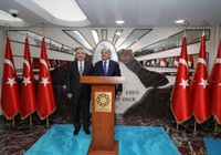 "Salladığı evrakları bir an önce paylaşsın"