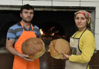 Bu mahalle buram buram ekmek kokuyor 