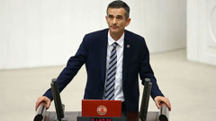 &Uuml;mit Dikbayır CHP'den istifa etti