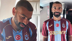 Mohamed Salah uçakta 61 numaralı formayı giydi! Trabzonspor taraftarına seslendi