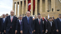 Cumhurbaşkanı Erdoğan başkanlığındaki devlet erkanı Anıtkabir'i ziyaret etti