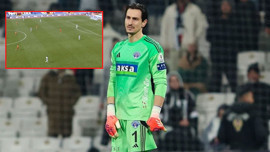 Kasımpaşa kalecisi Gianniotis kendi kalesinden gol attı!