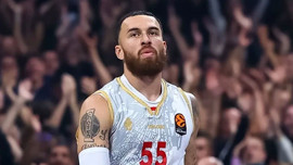 Mike James Anadolu Efes’te!