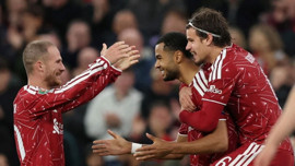 Arsenal ve Liverpool tur atladı