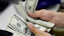 TCMB 9 ay sonra faiz indirdi, dolar yükselişe geçti