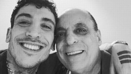 Ünlü şarkıcı Can Bonomo’nun babası Yaşar Bonomo hayatını kaybetti