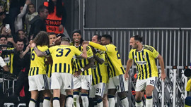Fenerbahçe'ye Galatasaray derbisi öncesi sakatlık şoku! Oyuna devam edemedi