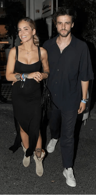 Eliz Sakuçoğlu eski aşkı Murat Boz'un arabasıyla yeni sevgilisini gezdirdi - Resim: 1