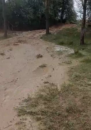 Kırşehir'de sağanak sele neden oldu; tarım arazileri zarar gördü - Resim: 3