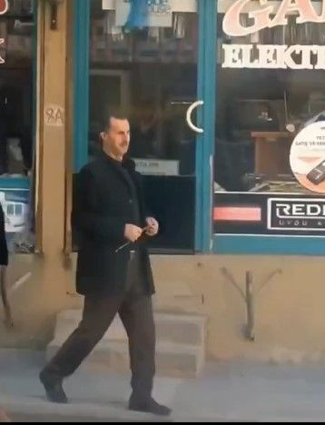 Esad’a benzeyen Diyarbakırlı, sosyal medyada gündem oldu - Resim: 4