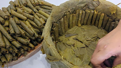 Tokat usulü yaprak sarma pişirmenin yolu! Sarmalar kart olmuyor