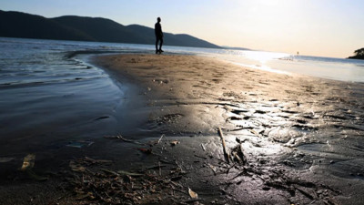 Muğla'da deniz suyu 12 metre çekildi