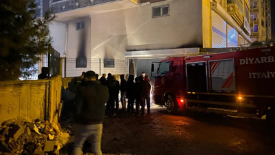 Diyarbakır’da marangoz atölyesinde yangın: 4 kişi dumandan etkilendi