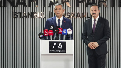 CHP Genel Başkanı Özel, Anahtar Parti Genel Başkanı Ağıralioğlu ile görüştü
