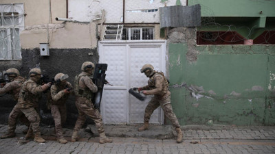 Şanlıurfa'da uyuşturucu operasyonu: 37 kişi gözaltına alındı