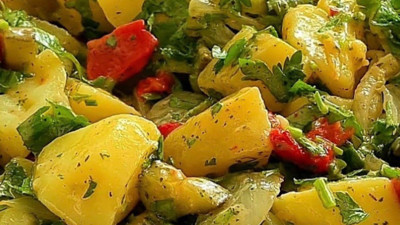1 kaşık ekleyin - Patates salatasını lezzetlendiren tüyo!
