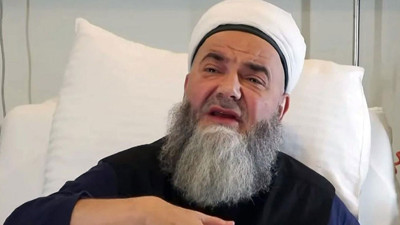 Cübbeli Ahmet Hoca, apar topar ameliyata alındı