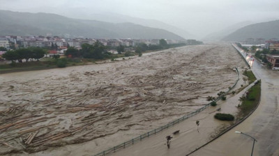 Meteoroloji haritayı paylaştı: 26 il için sel ve su baskını uyarısı