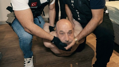 Adalet Bakanı Akın Gürlek duyurdu! Firari uyuşturucu baronu yakalandı!