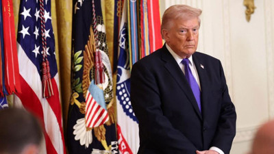 Trump: Yapay zekaya karşı hastalıklı bir komplo yürütülüyo