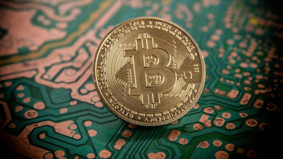 Bitcoin 8 ayın zirvesine yaklaştı