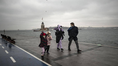 İstanbul'da hava birden değişecek! Sağanak bitti ama bu kez fena üşütecek!