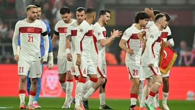 Montella'dan mecburi rotasyon! İşte İtalya - Türkiye maçının İlk 11'leri
