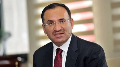 Bekir Bozdağ TBMM'deki görevinden istifa etti