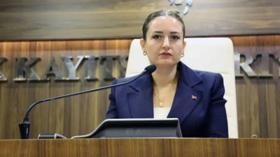 Sinan Burhan'dan flaş iddia! Antalya AK Parti'ye mi geçecek?