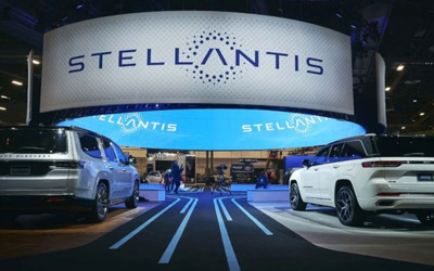 Stellantis, yangın riski nedeniyle 700 bin aracı geri çağırıyor